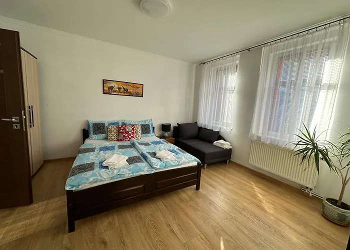 V Krusnych Horach-free Parking